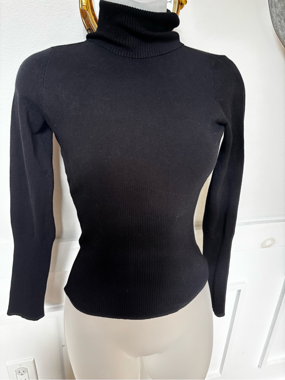 WHBMBlack Ribbed Turtleneck Long-Sleeve Top